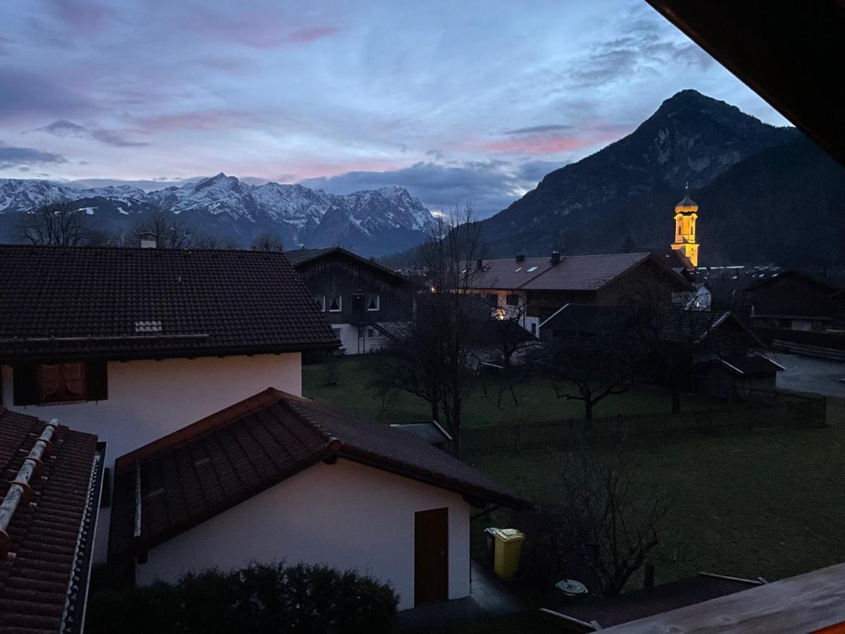 Dachgeschosswohnung Mit Traumhaftem Zugspitzblick Bei Garmisch Farchant Buitenkant foto